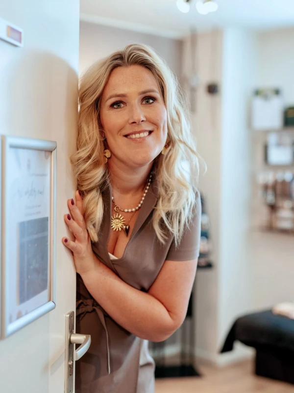 Contact opnemen | Schoonheidssalon Make Your Day