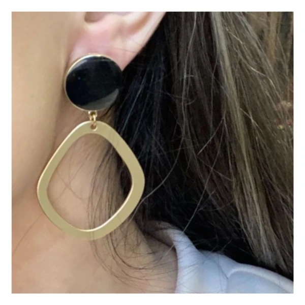 Oorbellen ruit knop zwart