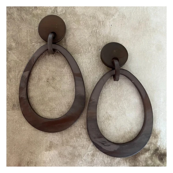 Oorbellen druppel mat bruin